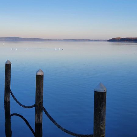 Idyllisches-Blockbohlenhaus-Mit-Eigenem-Garten-Und-Sauna-Zum-Wohlfuehlen Martensrade Eksteriør bilde