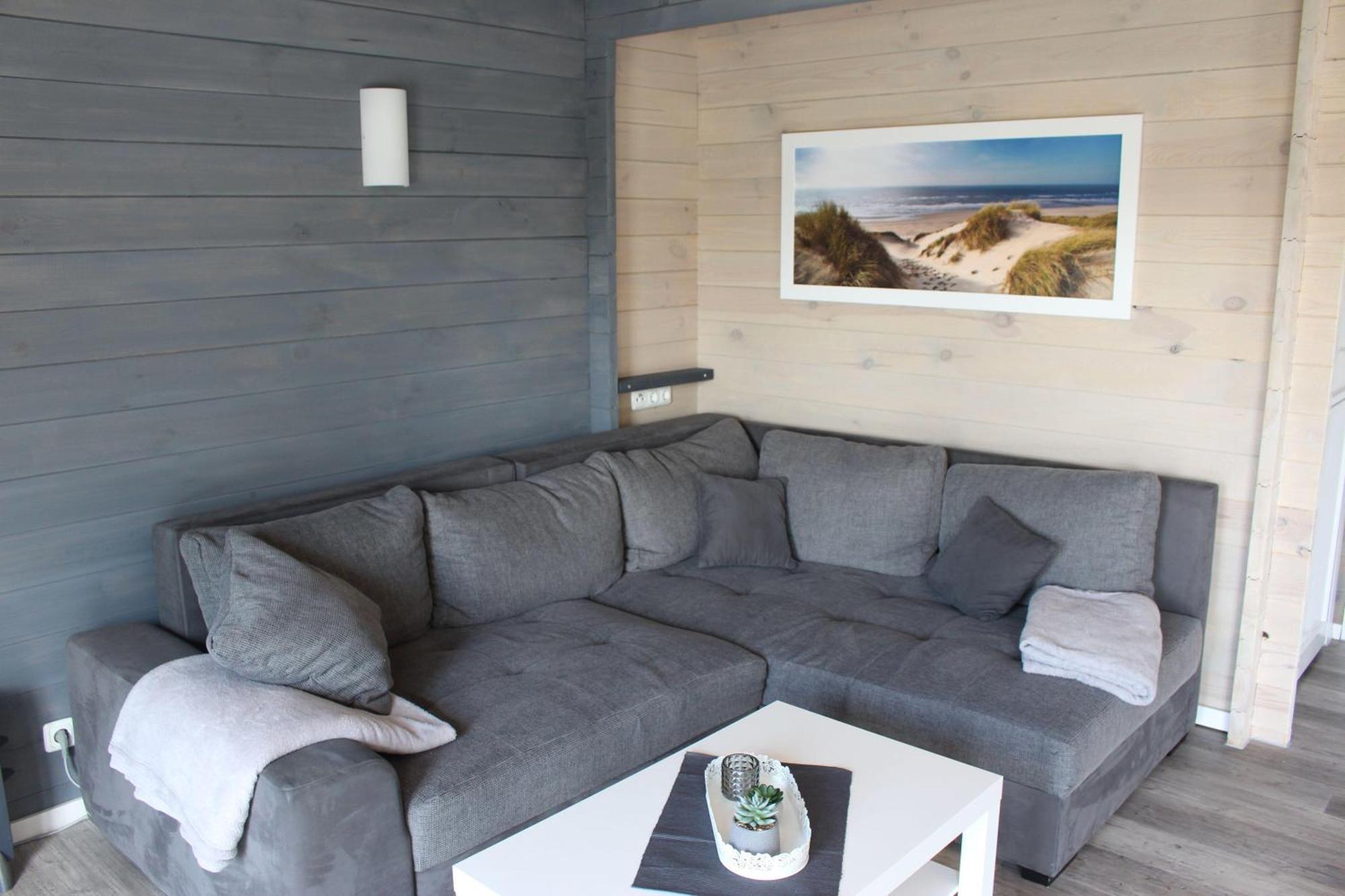 Idyllisches-Blockbohlenhaus-Mit-Eigenem-Garten-Und-Sauna-Zum-Wohlfuehlen Martensrade Eksteriør bilde
